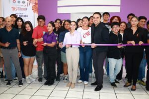 IMPULSA ANA PATY PERALTA BUZÓN MORADO CONTRA LA VIOLENCIA EN LA UT